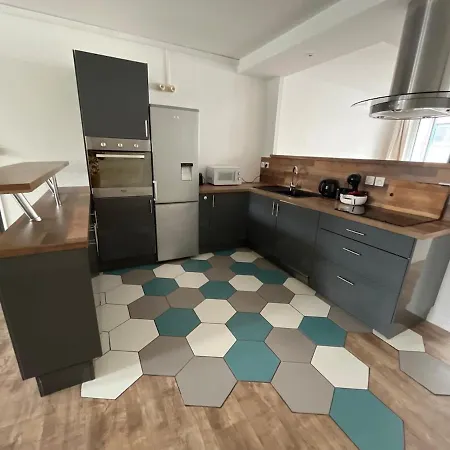 Hyper Centre Parking Privé * La Roche-sur-Yon