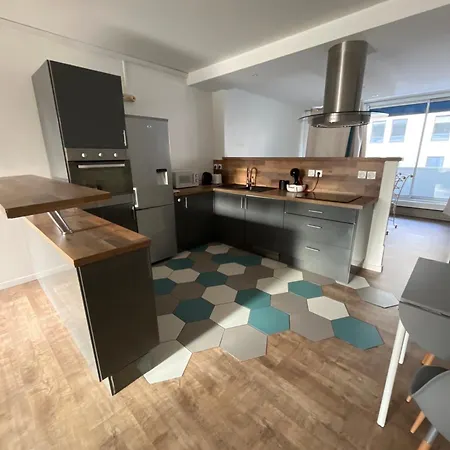 Hyper Centre Parking Prive La Roche-sur-Yon