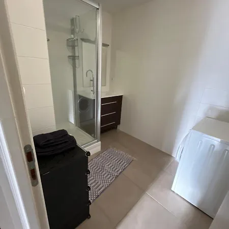 Hyper Centre Parking Prive La Roche-sur-Yon