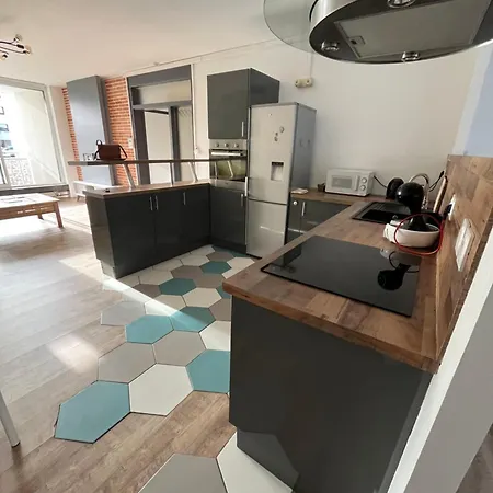 Hyper Centre Parking Prive Apartment *